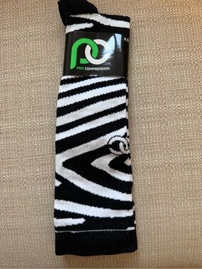 Pro Compression Zebra Stripe Compression Socks - Black & White